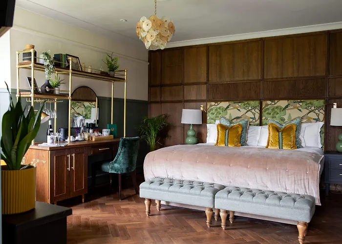Worplesdon Place Hotel