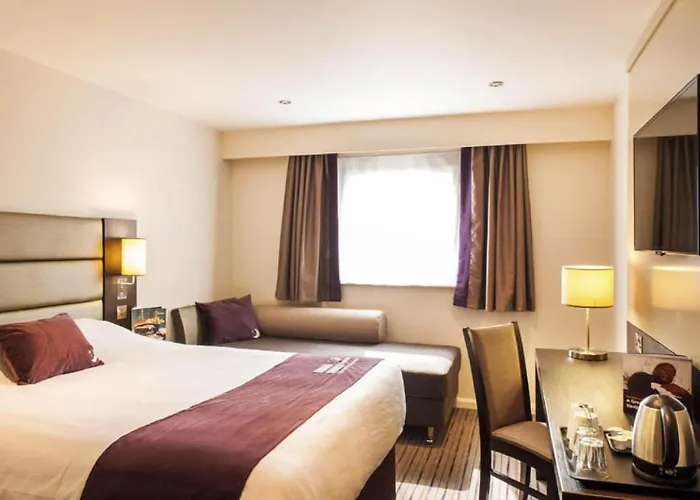 Premier Inn Guildford North - A3